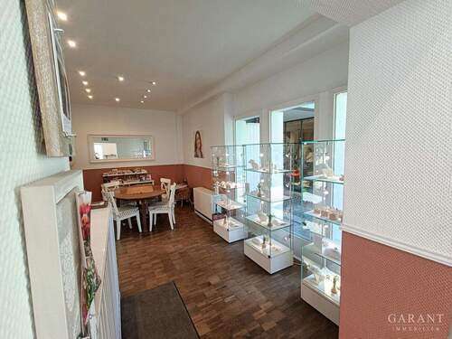 Verkaufsfläche - Büro zur Miete in Reutlingen