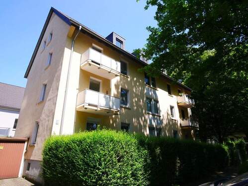 hintere Außenansicht - 3 Zimmer Etagenwohnung zur Miete in Gelsenkirchen