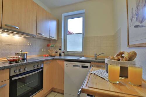 Küche mit Tageslicht - 