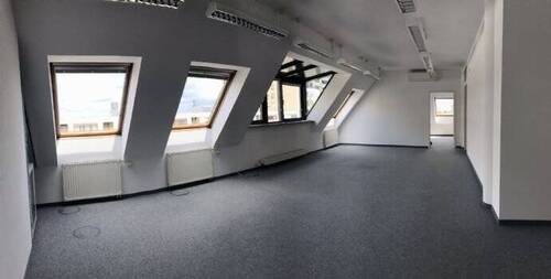 Gruppenbüro - 3 Zimmer Büro zur Miete in Ludwigsburg