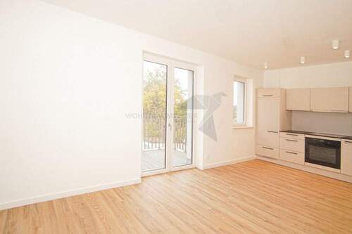 Muster Detail Wohnbereich mit Balkonzugang - 2 Zimmer Etagenwohnung in Chemnitz