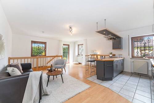 Wohnbereich mögl. Einliegerwohnung - 
