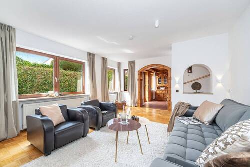 Wohnzimmer - Charmantes Reihenendhaus in Putzbrunn Waldkolonie - Einliegerwohnung möglich