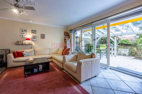 Zugang zur überdachten Terrasse - Doppelhaushälfte mit 145,00 m² in Brunnthal zum Kaufen