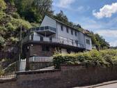 Vorder- und Seitenansicht - 6 Zimmer Einfamilienhaus zum Kaufen in Bad Bertrich
