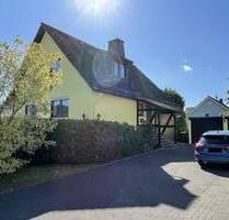 35102 Lohra-Kirchvers Wohnhaus mit Einliegerwohnung, Garten und 3 Garagen in Ortsrandlage - Lohra / Kirchvers