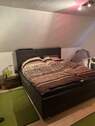 Schlafzimmer - 5 Zimmer Einfamilienhaus zum Kaufen in Bad Endbach