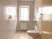 Gäste-WC im EG - 