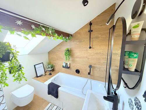 Badezimmer Dachgeschoss - 