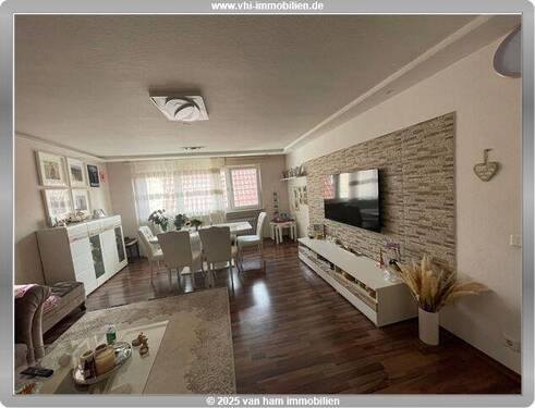 Wohnzimmer OG - +++ZDF- nah, großzügiges Wohnhaus in Essenheim+++