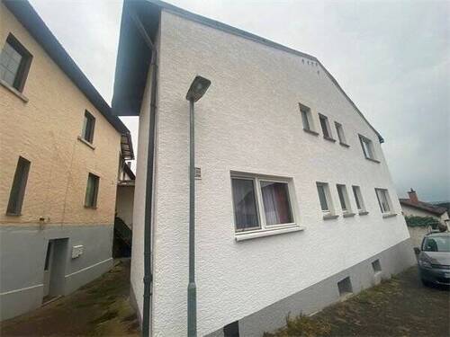 Aussenansicht Einfahrt - 