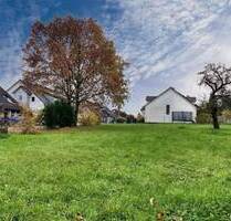 Imponierendes Baugrundstück mit 794qm - Roßtal