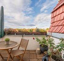 Vermietete Dachgeschosswohnung mit Balkon & Aufzug - herrschaftlicher Altbau in Grunewald - Berlin Schmargendorf