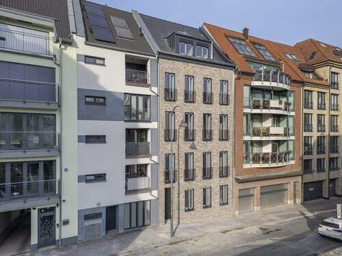 Außenansicht - 3 Zimmer Etagenwohnung zum Kaufen in Köln