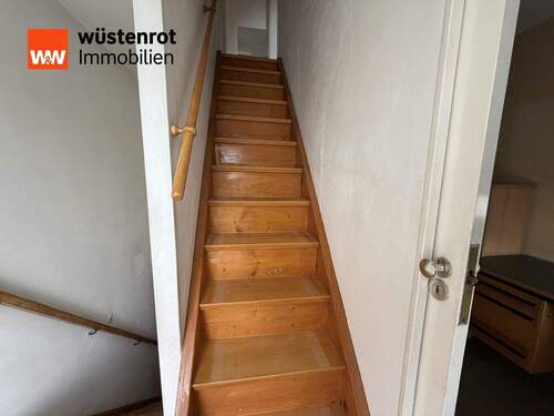 Treppe zum DG - 