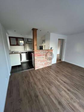 Wohnung Erdgeschoss - 7 Zimmer Mehrfamilienhaus, Wohnhaus zum Kaufen in Pürgen