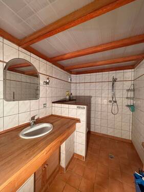 Ehemalige Büroräume/Badezimmer - 