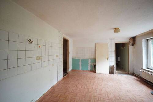 Kellerräume/ehemals als Wohnung vermietet - 