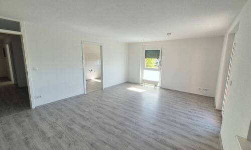 Wohnen - 2 Zimmer Etagenwohnung in Singen (Hohentwiel)