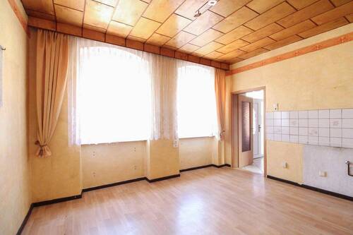 Küche - 6 Zimmer Einfamilienhaus in Wettin-Löbejün