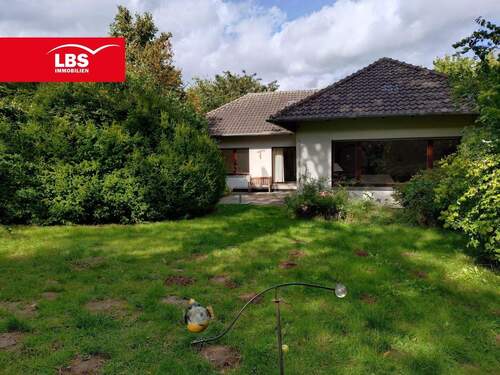 Gartenansicht - Einfamilienhaus in bester Lage von Bad Essen.