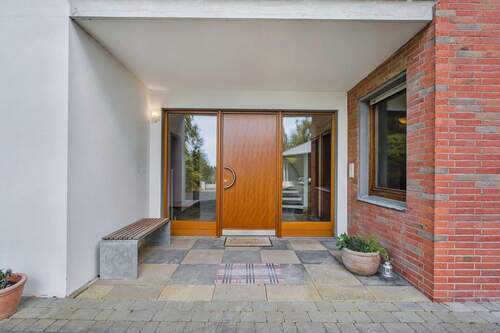 Eingangsbereich - 6 Zimmer Einfamilienhaus zum Kaufen in Bad Essen