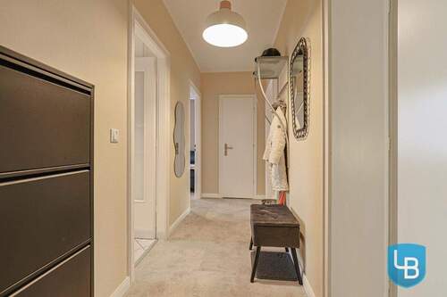 Flur - 3 Zimmer Etagenwohnung in Plön