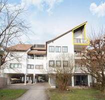 Naturnah vor den Toren Münchens: Gepflegte 2-Zi.-Dachgeschosswohnung mit Balkon in Gröbenzell!