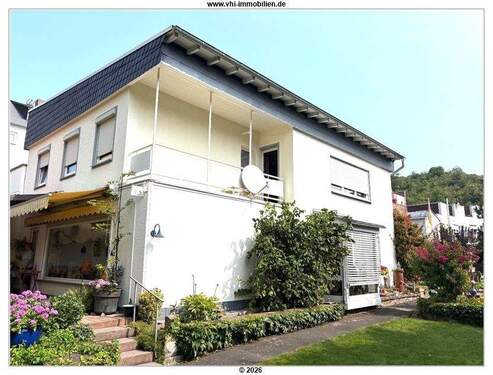 Frontansicht - +++ Einmalig im Zentrum Lahnsteins - Wunderschönes Einfamilienhaus mit großem Garten und Parkflächen