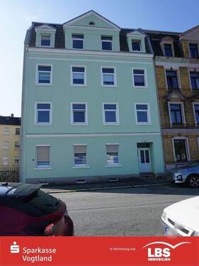 Straßenansicht - 1 Zimmer Mehrfamilienhaus, Wohnhaus zum Kaufen in Oelsnitz