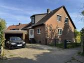 Ansicht - viel Platz für die Familie - 5-Zimmer-Ein-Zweifamilienhaus in Horneburg