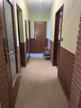Erdgeschossflur - 5 Zimmer Einfamilienhaus zum Kaufen in Horneburg