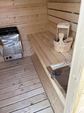 neuwertige Sauna der Marke - 