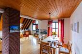 Wohn- und Esszimmer Whg. DG_Ansicht 2 - 