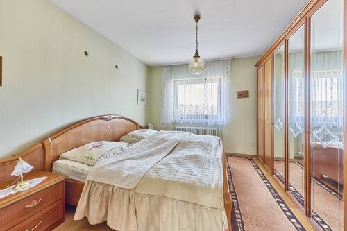 Zimmer 1 - 3 Zimmer Etagenwohnung in Rödermark