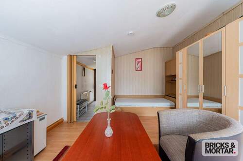 Bungalow- Schlaf-Wohnbereich - 