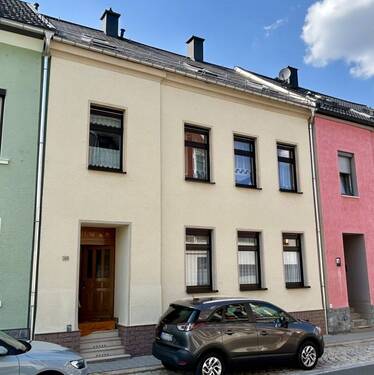 Titelbild - Gepflegtes Haus in guter Lage - 160.000,00&nbsp;EUR Kaufpreis, ca.&nbsp; 160,00&nbsp;m&sup2;&nbsp;Wohnfl&auml;che