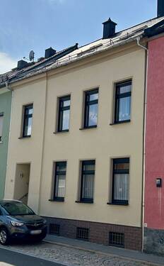 Straßenansicht - 1 Zimmer Mehrfamilienhaus, Wohnhaus zum Kaufen in Falkenstein