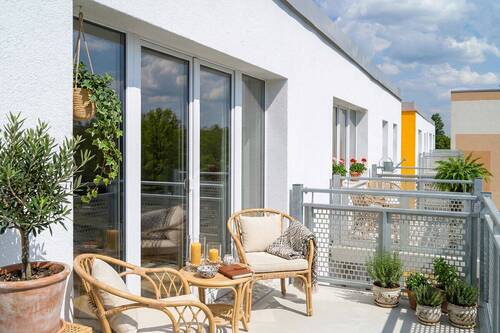 Balkon-Einrichtung visualisiert - 