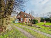 Haupthaus ehem. Techelwitzer Dorfkrug - 7 Zimmer Mehrfamilienhaus, Wohnhaus in Gremersdorf OT Techelwitz