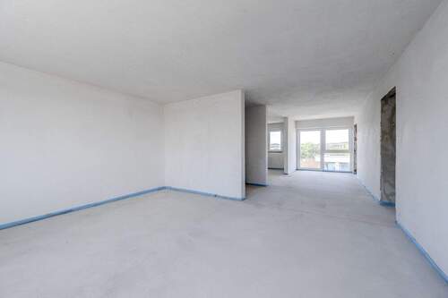Wohn-/Esszimmer - 