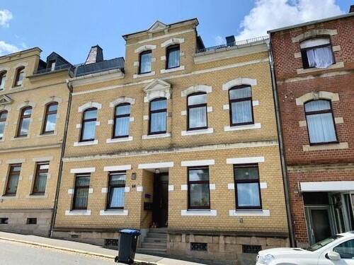 Hausansicht - 8 Zimmer Reihenmittelhaus zum Kaufen in Netzschkau