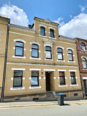 Hausansicht - 8 Zimmer Reihenmittelhaus in Netzschkau