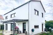Garten - 5 Zimmer Einfamilienhaus zum Kaufen in Freystadt