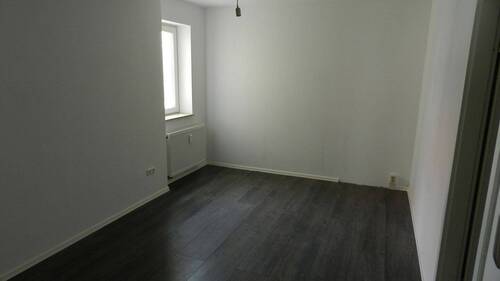 Schlafzimmer - 2 Zimmer Etagenwohnung in Saalfeld/Saale