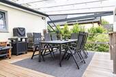 Holzterrasse überdacht - 