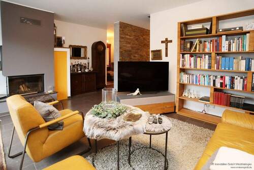 Wohnzimmer EG - Exklusives Wohnhaus mit Einliegerwohnung zu verkaufen!