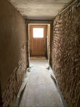 Flur im Keller - 