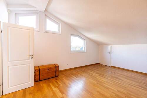 Schlafzimmer mit Stauraum - 