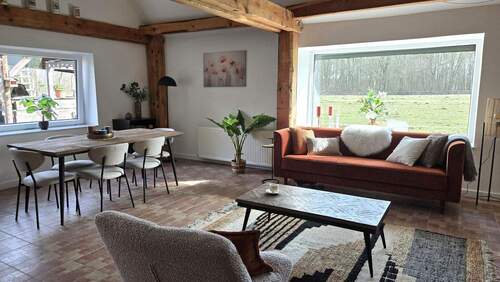 Wohn/- Essbereich mit Kamin - 